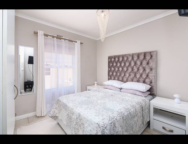2 BEDROOM FREESTANDING SOLD IN SUNNINGDALE